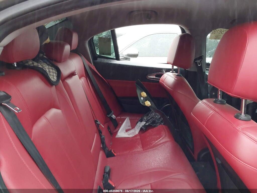 ZARFAMAN8L7634070 2020 ALFA ROMEO GIULIA photo no. 8