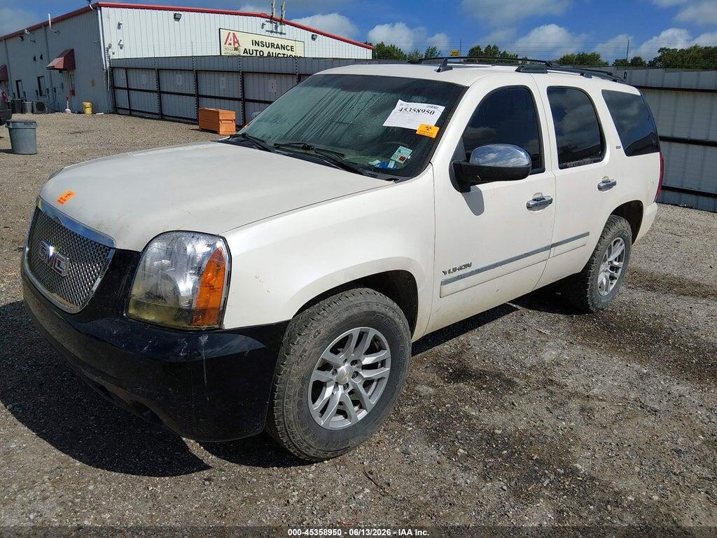 1GKS1CE02BR214409 2011 GMC YUKON photo no. 2