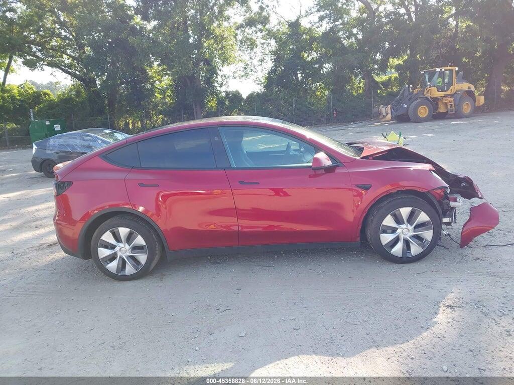 7SAYGDEE7RF047067 2024 TESLA MODEL Y photo no. 12