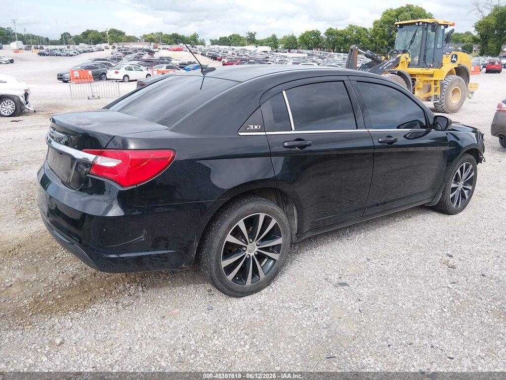 1C3CCBBB6DN600453 2013 CHRYSLER 200 photo no. 4