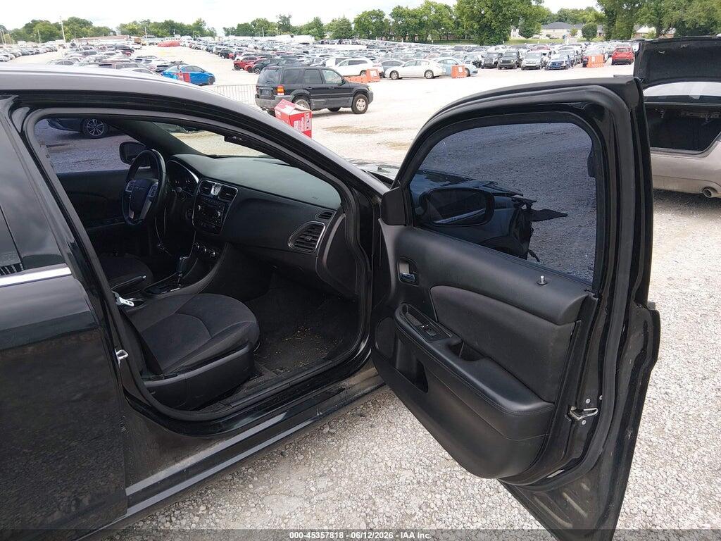1C3CCBBB6DN600453 2013 CHRYSLER 200 photo no. 5