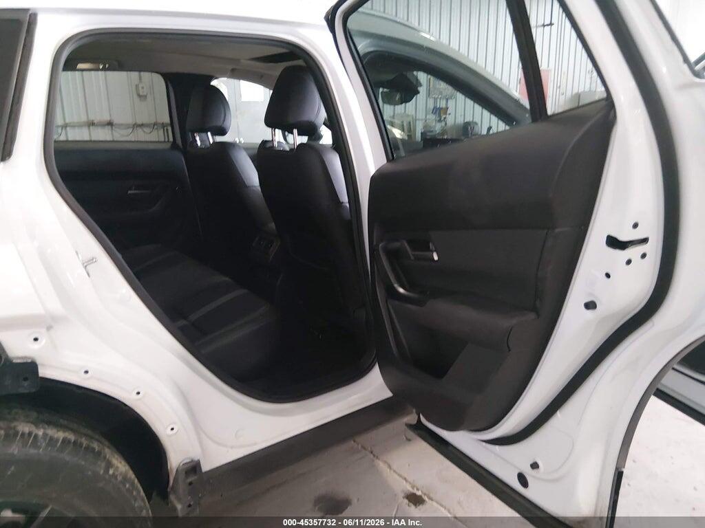 7MMVABDM4SN349826 2025 MAZDA CX-50 photo no. 8
