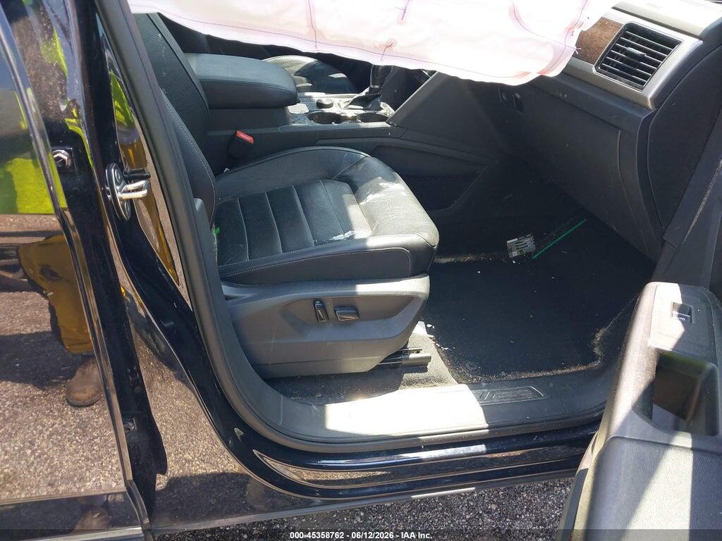 1V2NR2CA2JC555610 2018 VOLKSWAGEN ATLAS photo no. 5