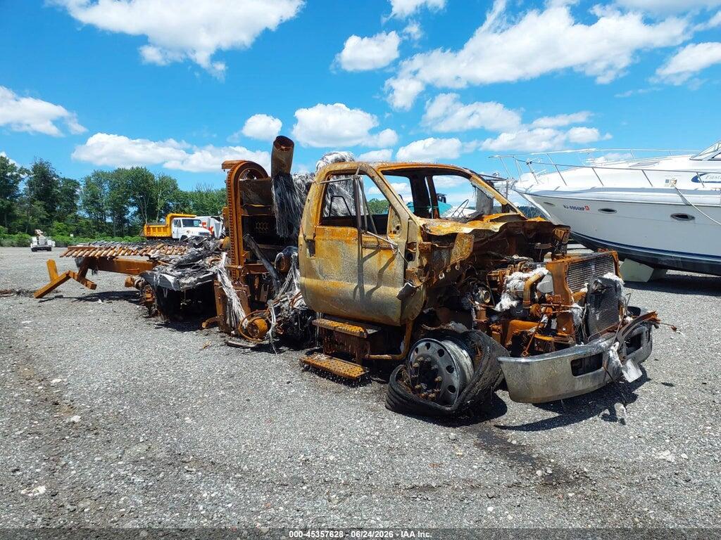 3FRNF6FA8BV672604 2011 FORD F-650 photo no. 1