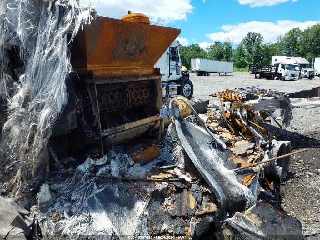 3FRNF6FA8BV672604 2011 FORD F-650 photo no. 7