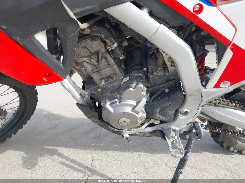 MLHND1612P5203000 2023 HONDA CRF300 photo no. 9
