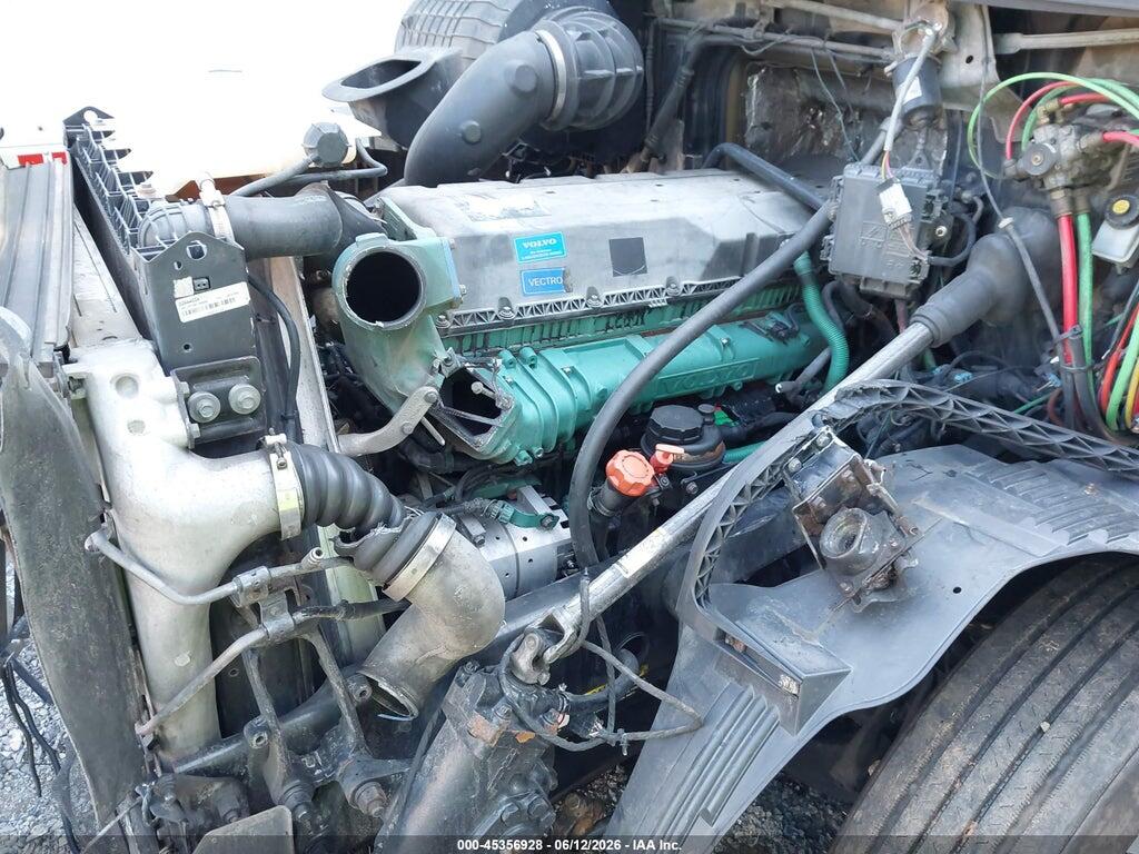 4V4NC9EJXBN531798 2011 VOLVO VN*ORS photo no. 9