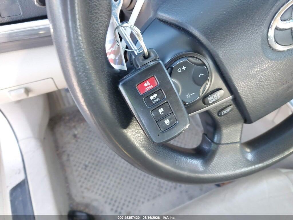 4T1BD1FK0CU012962 2012 TOYOTA CAMRY HYBRID photo no. 11