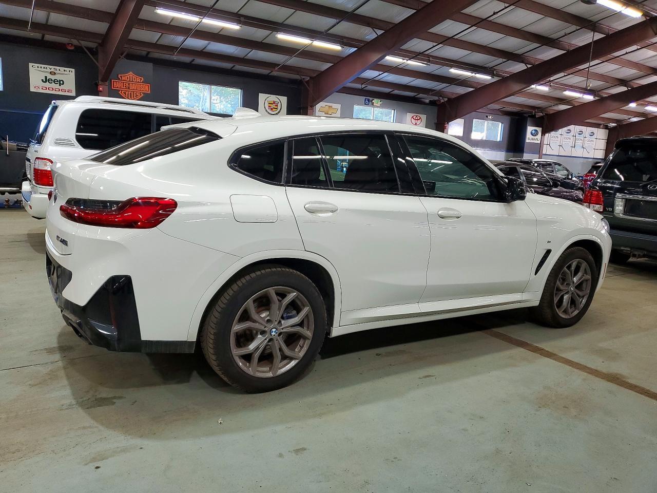 2023 BMW X4 M40I — Фото 3 из 13