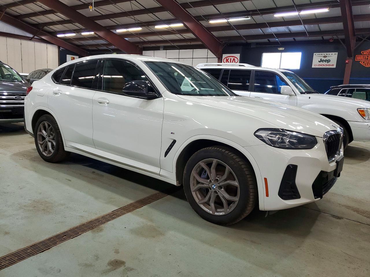 2023 BMW X4 M40I — Фото 4 из 13