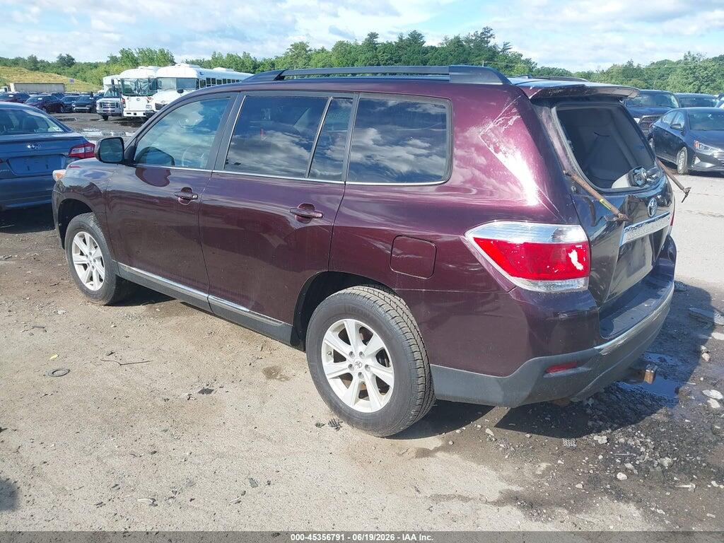 5TDBK3EH6CS133656 2012 TOYOTA HIGHLANDER photo no. 2