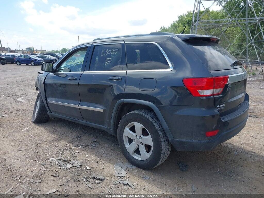 1J4RR4GG2BC530182 2011 JEEP GRAND CHEROKEE photo no. 3