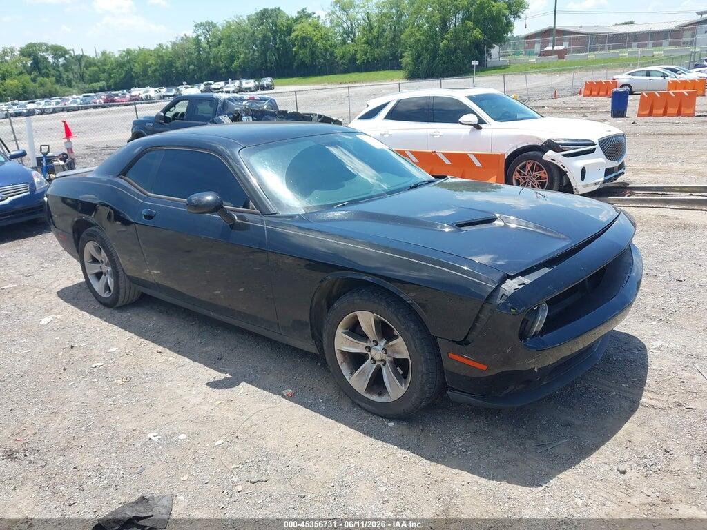 2C3CDZAG2GH300070 2016 DODGE CHALLENGER photo no. 1