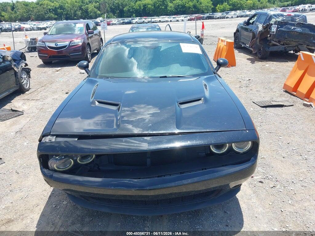 2C3CDZAG2GH300070 2016 DODGE CHALLENGER photo no. 12