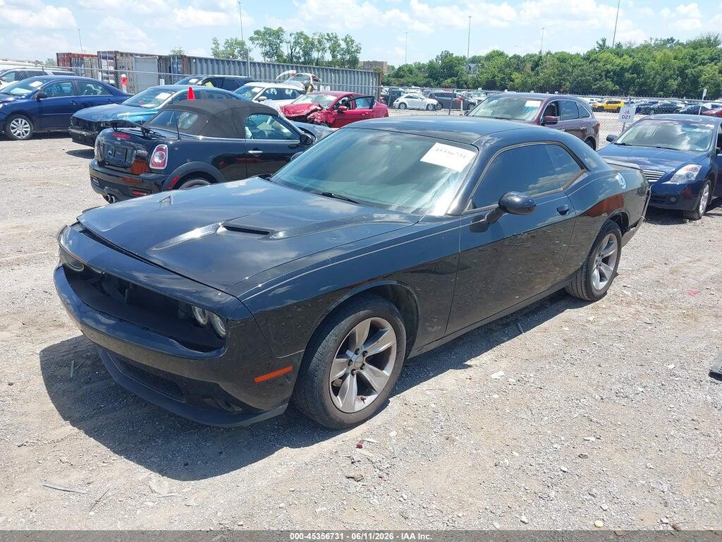 2C3CDZAG2GH300070 2016 DODGE CHALLENGER photo no. 2