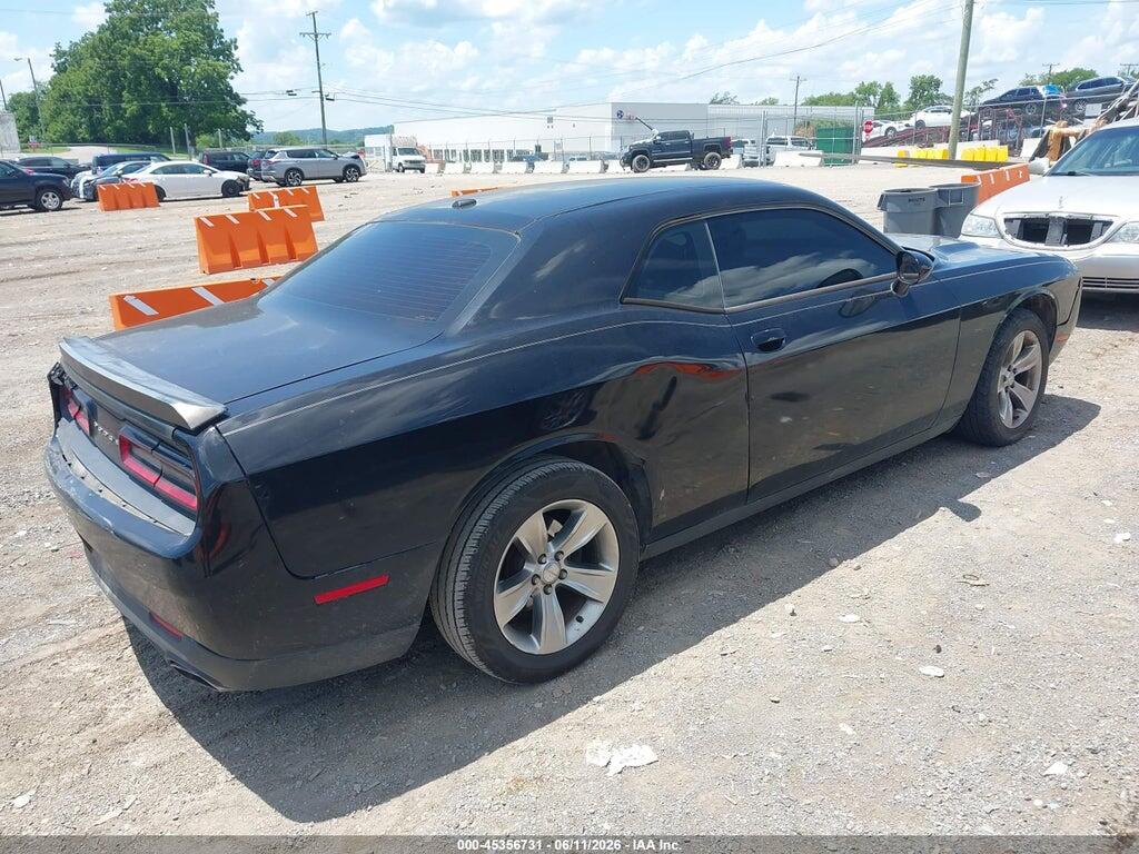 2C3CDZAG2GH300070 2016 DODGE CHALLENGER photo no. 4
