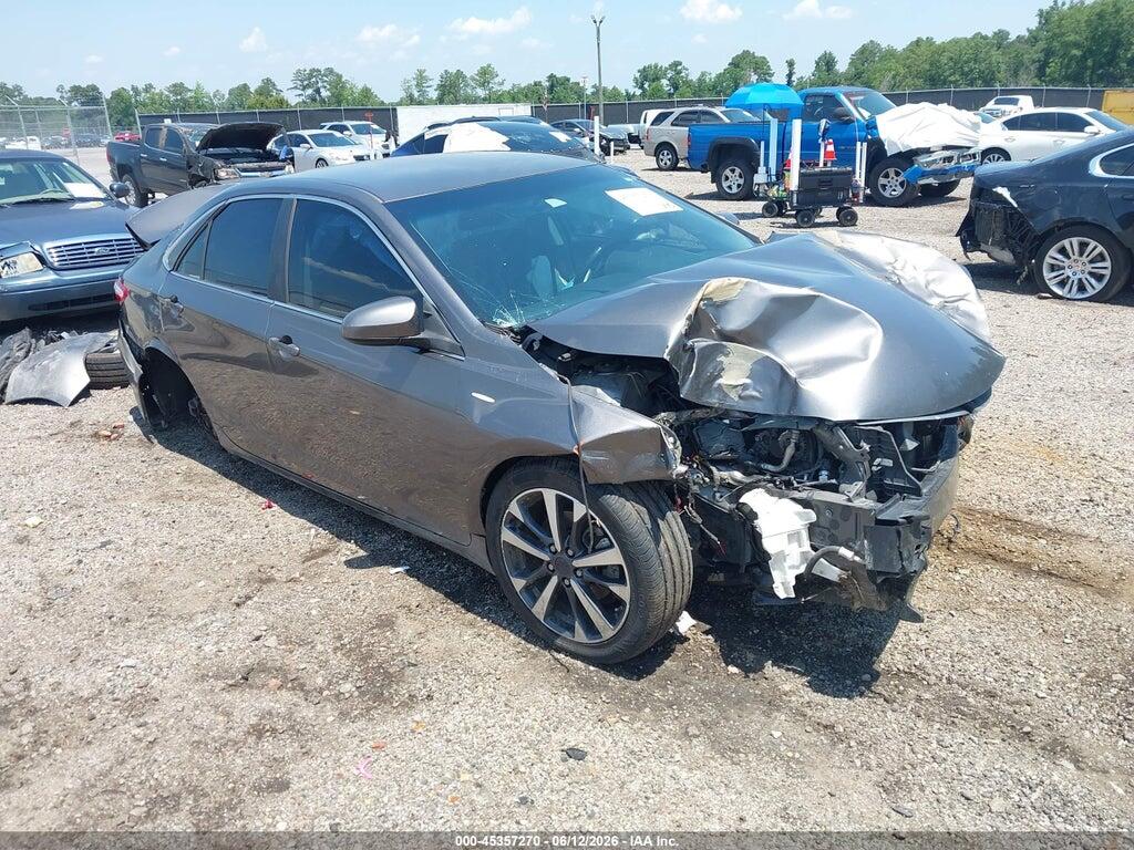 4T1BF1FK2GU131094 2016 TOYOTA CAMRY photo no. 1