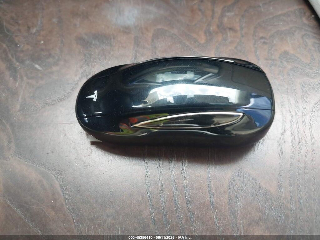 5YJXCBE28JF087256 2018 TESLA MODEL X photo no. 11