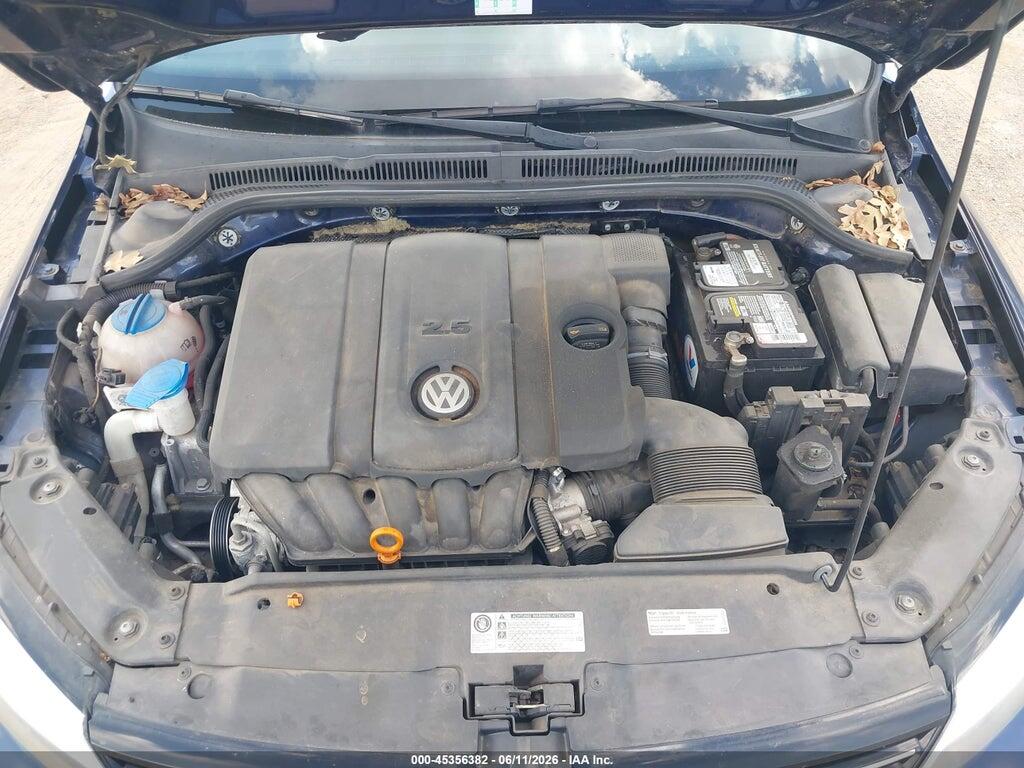 3VWLX7AJ6CM424323 2012 VOLKSWAGEN JETTA photo no. 10
