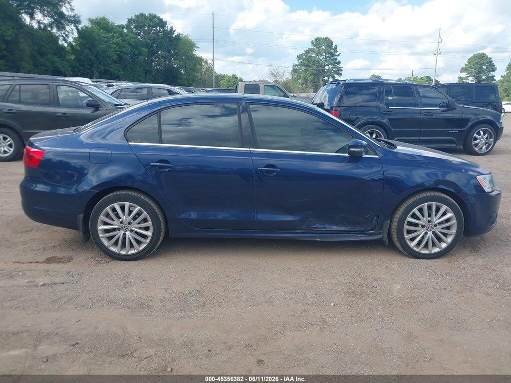 3VWLX7AJ6CM424323 2012 VOLKSWAGEN JETTA photo no. 12