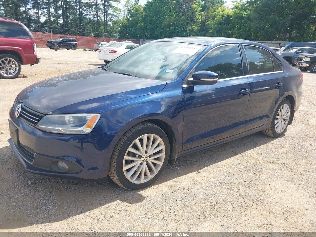 3VWLX7AJ6CM424323 2012 VOLKSWAGEN JETTA photo no. 2