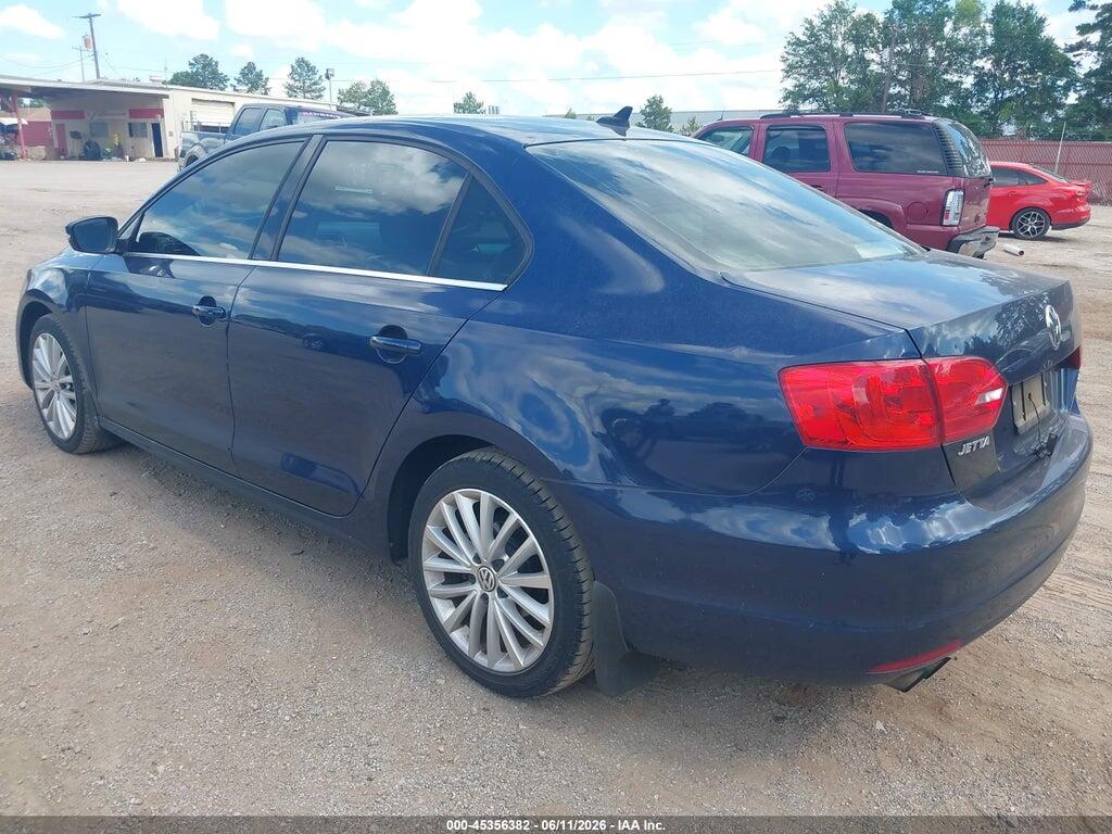 3VWLX7AJ6CM424323 2012 VOLKSWAGEN JETTA photo no. 3