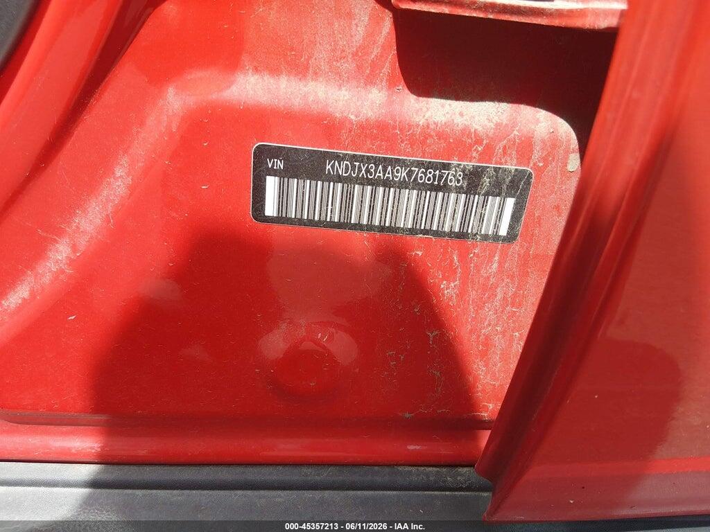 KNDJX3AA9K7681763 2019 KIA SOUL photo no. 9