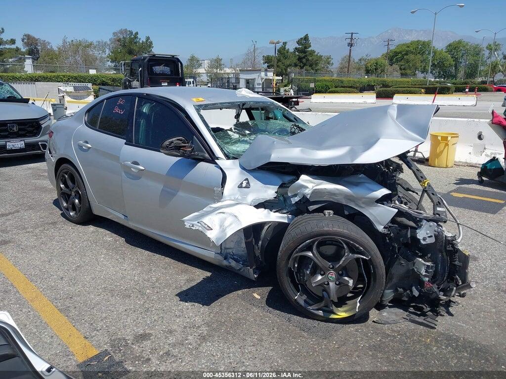 ZARFAECN9J7582951 2018 ALFA ROMEO GIULIA photo no. 1