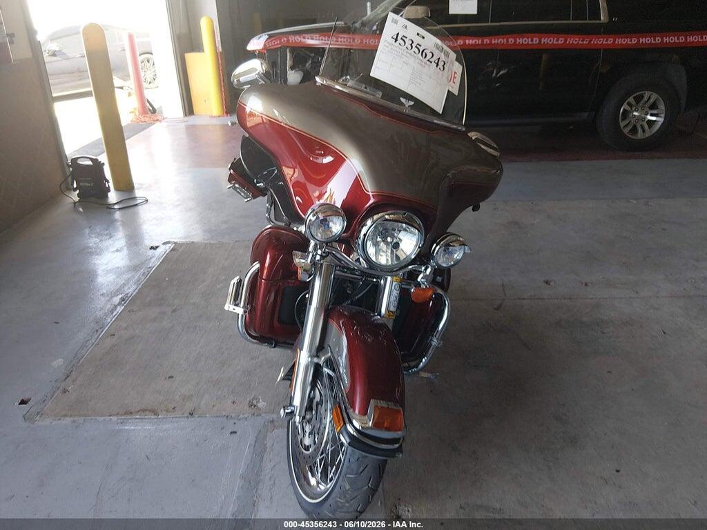 1HD1FC4139Y638294 2009 HARLEY-DAVIDSON FLHTCU photo no. 5