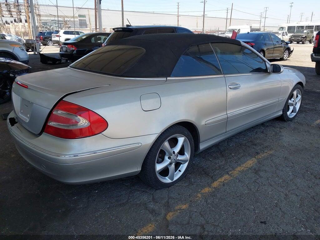WDBTK65G65T038675 2005 MERCEDES-BENZ CLK 320 photo no. 4