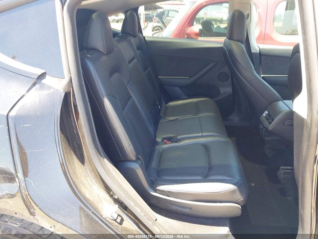 7SAYGAEE2NF486704 2022 TESLA MODEL Y photo no. 8