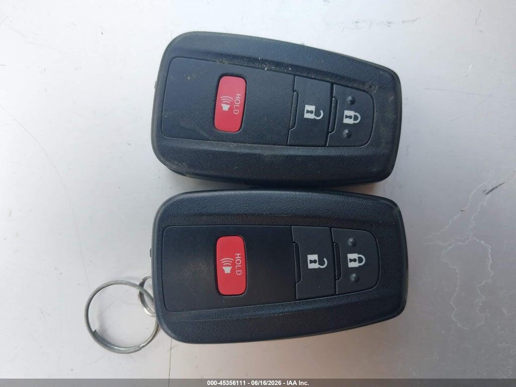 NMTKHMBX9JR034616 2018 TOYOTA C-HR photo no. 11
