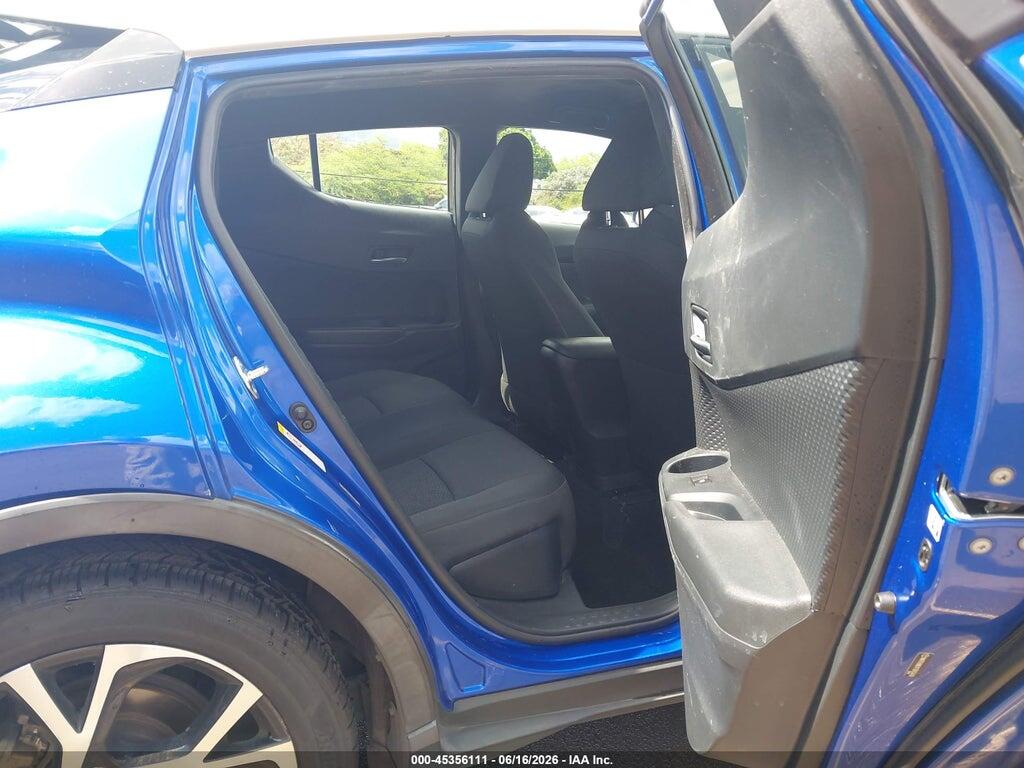 NMTKHMBX9JR034616 2018 TOYOTA C-HR photo no. 8