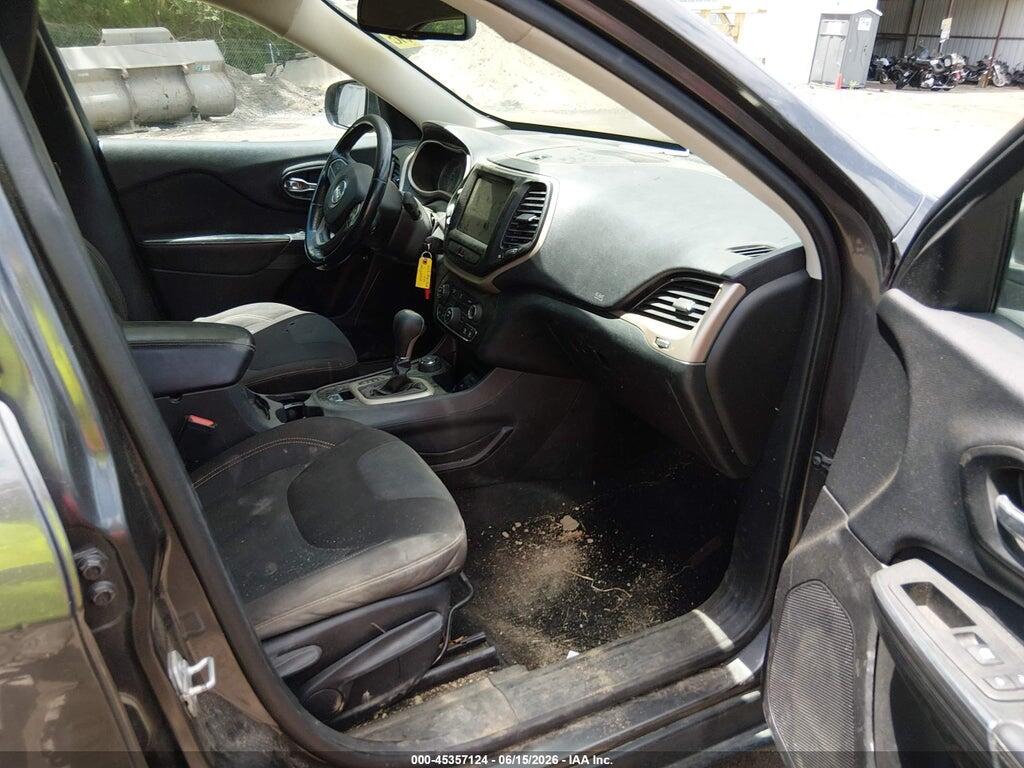 1C4PJMCB9GW100640 2016 JEEP CHEROKEE photo no. 5