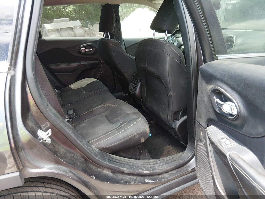 1C4PJMCB9GW100640 2016 JEEP CHEROKEE photo no. 8