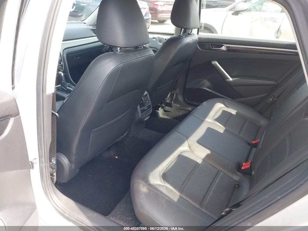 1VWMA7A37KC014556 2019 VOLKSWAGEN PASSAT photo no. 8