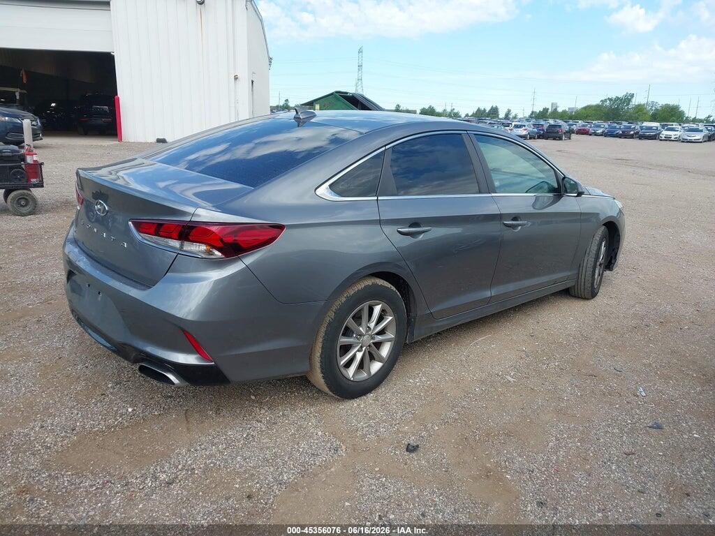 5NPE24AF4JH628819 2018 HYUNDAI SONATA photo no. 4