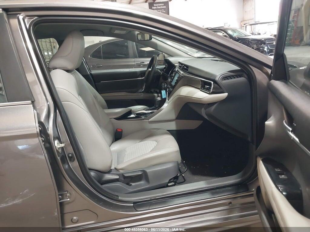 4T1B11HK2KU276303 2019 TOYOTA CAMRY photo no. 5