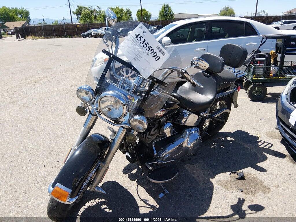 1HD1BWV12FB020216 2015 HARLEY-DAVIDSON FLSTC photo no. 2