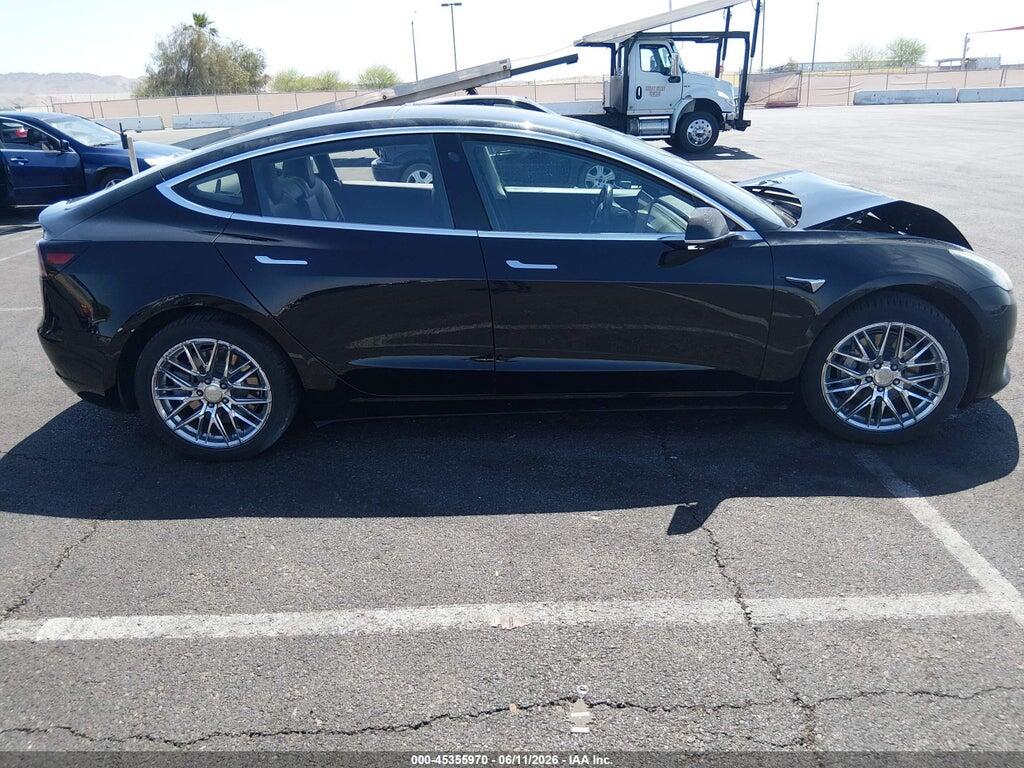 5YJ3E1EA3JF008473 2018 TESLA MODEL 3 photo no. 12