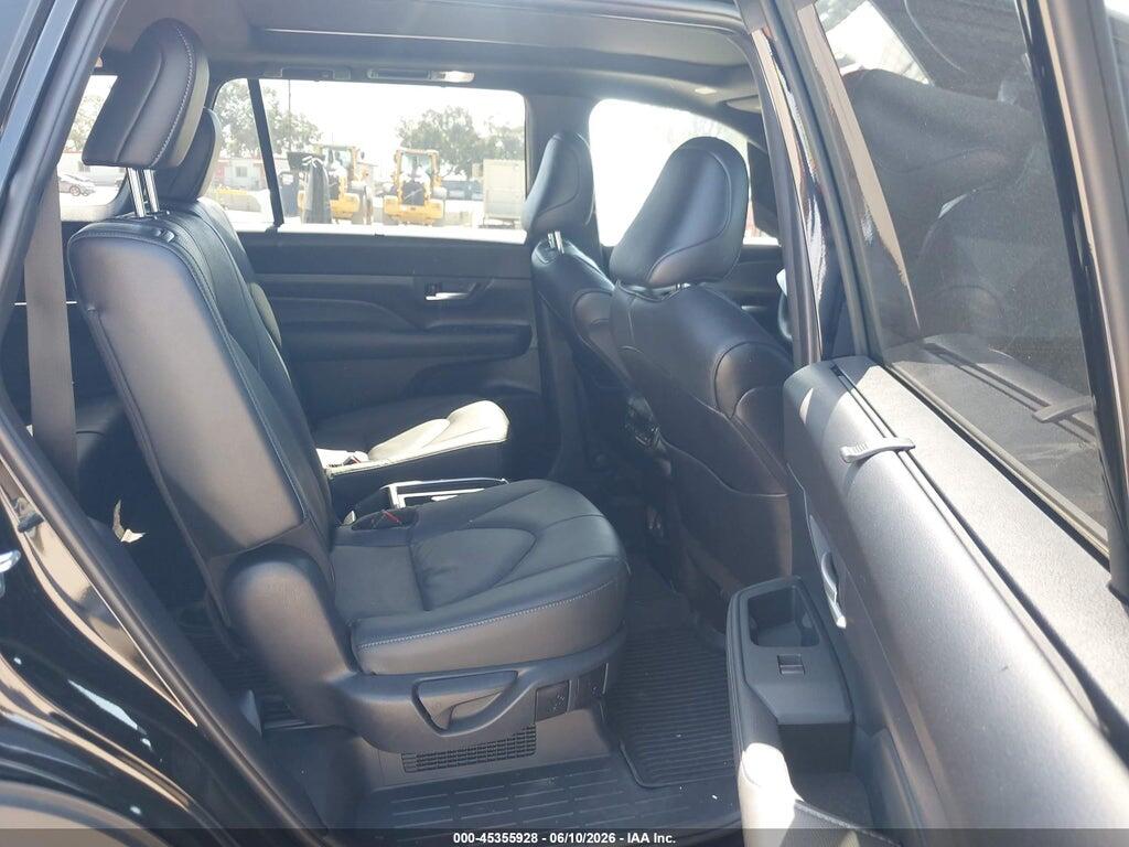 5TDACAB52TS076928 2026 TOYOTA GRAND HIGHLANDER HYBRID photo no. 8