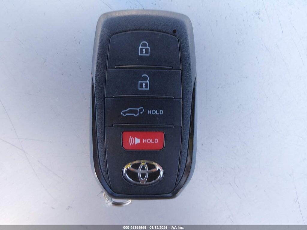 JTM6CRAV9TJ004059 2026 TOYOTA RAV4 photo no. 11