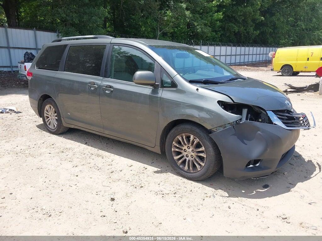 5TDYK3DC5DS302213 2013 TOYOTA SIENNA photo no. 1