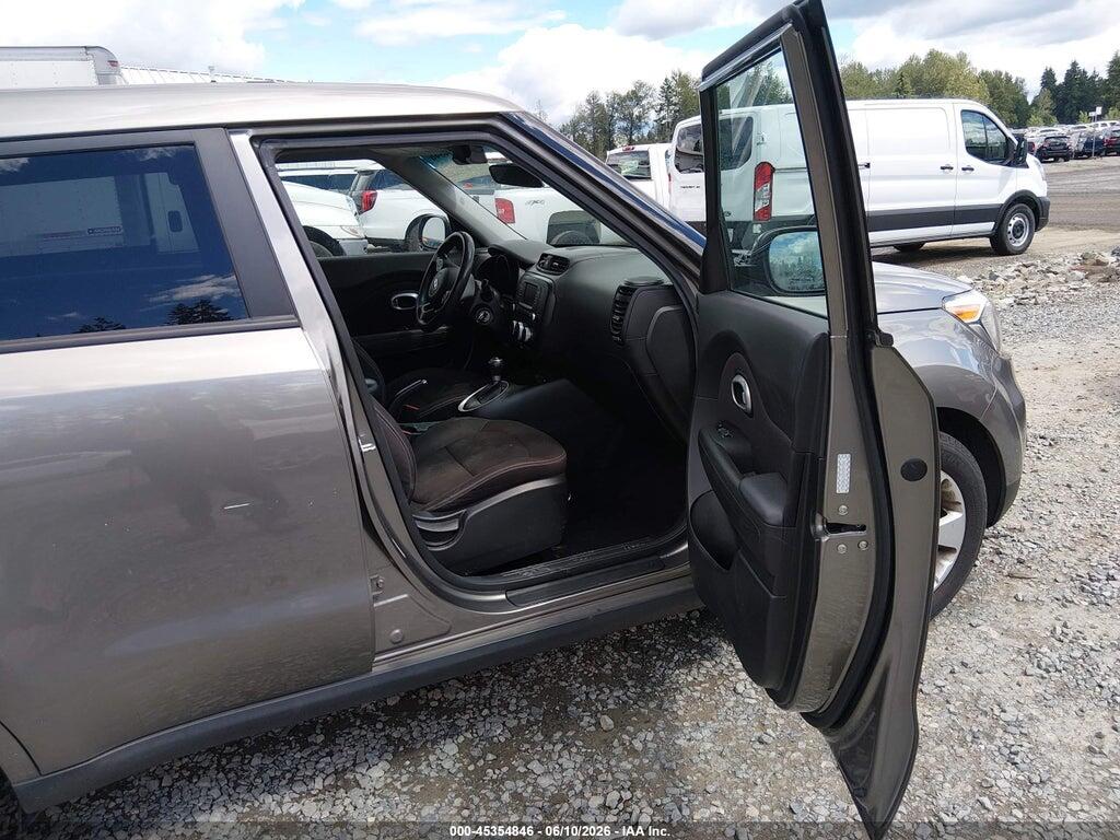 KNDJN2A2XH7482965 2017 KIA SOUL photo no. 5