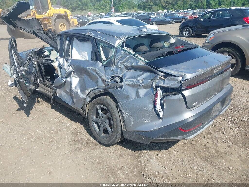 3KPFT4DE2SE025832 2025 KIA K4 photo no. 3