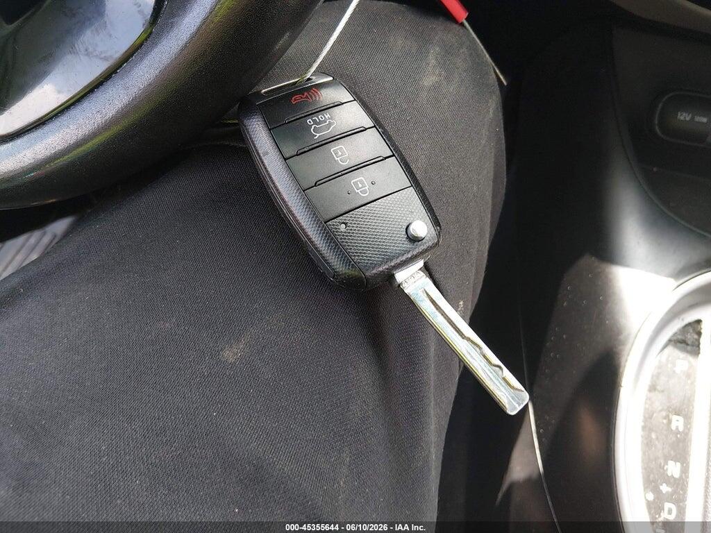 KNDJN2A20E7734041 2014 KIA SOUL photo no. 11