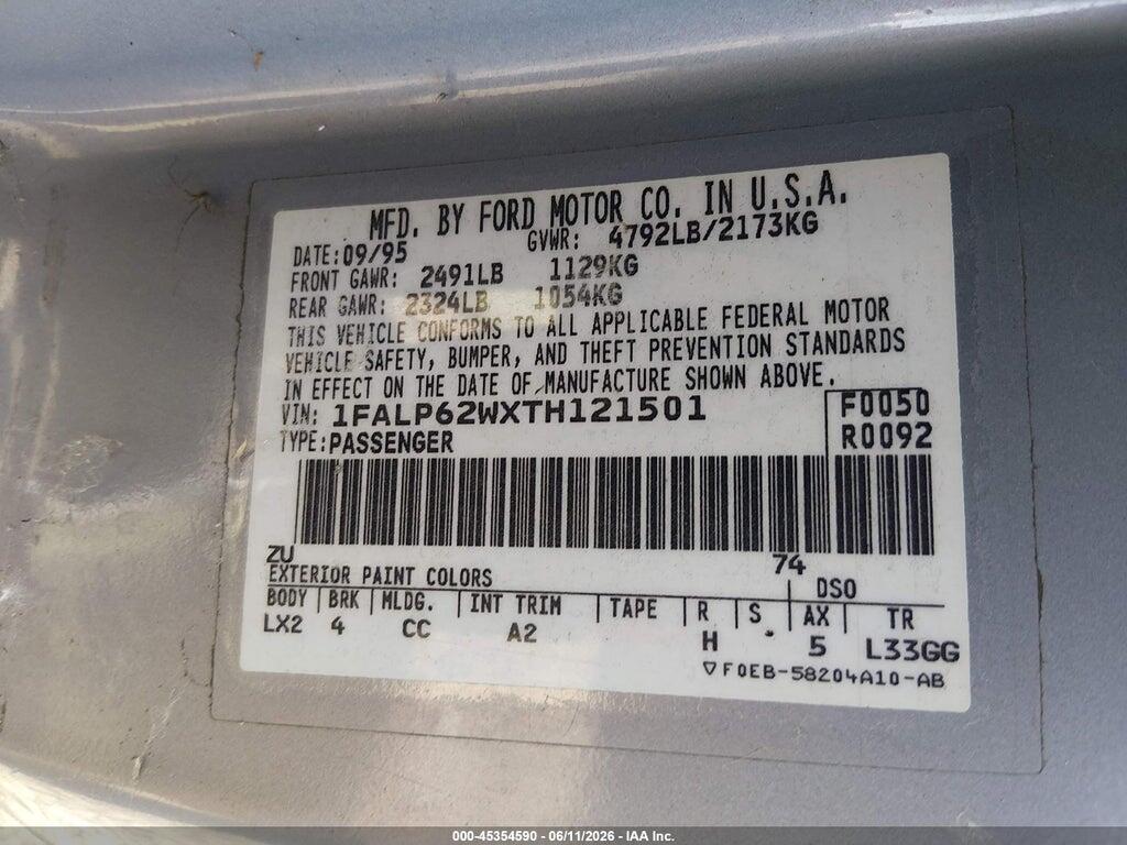 1FALP62WXTH121501 1996 FORD THUNDERBIRD photo no. 9