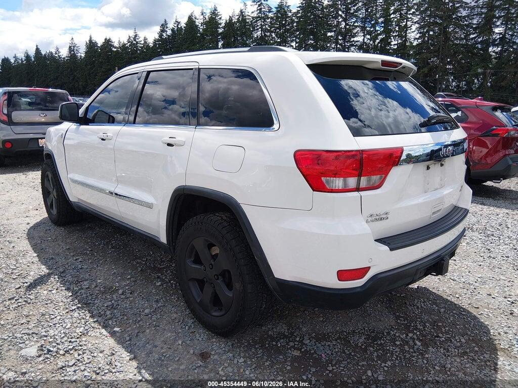 1J4RR4GG7BC737781 2011 JEEP GRAND CHEROKEE photo no. 3