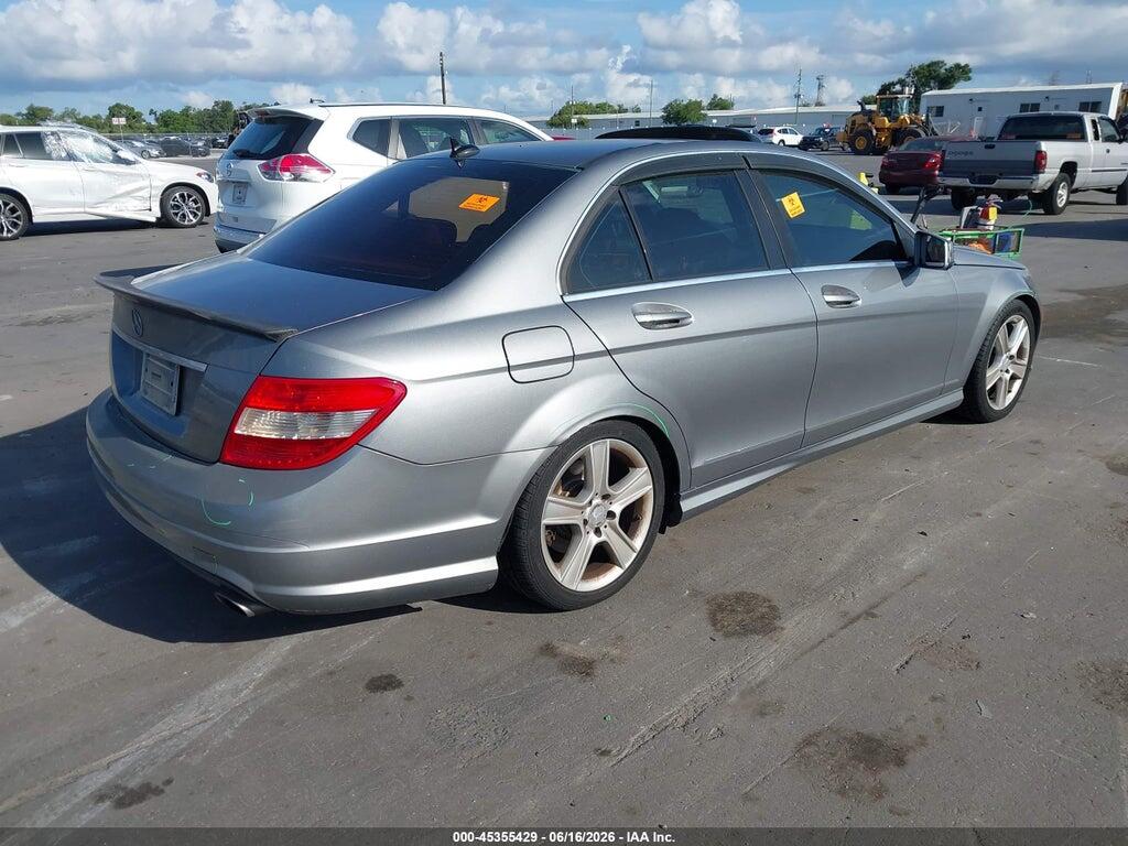 WDDGF5EB7BR137364 2011 MERCEDES-BENZ C 300 photo no. 4