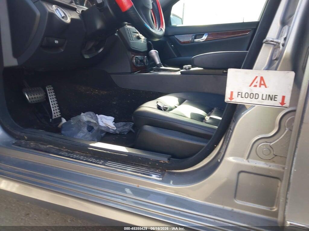 WDDGF5EB7BR137364 2011 MERCEDES-BENZ C 300 photo no. 6